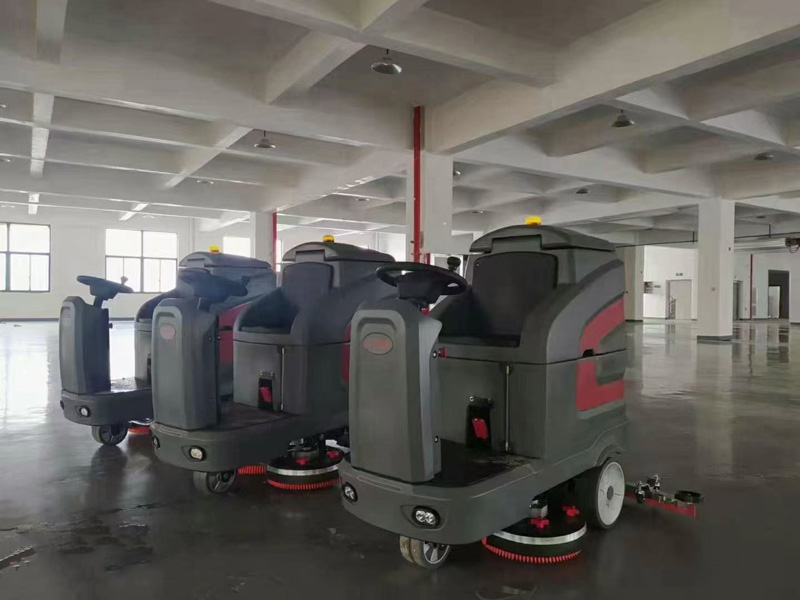 地面有污漬怎么辦？揚(yáng)子洗地機(jī)幫你解決