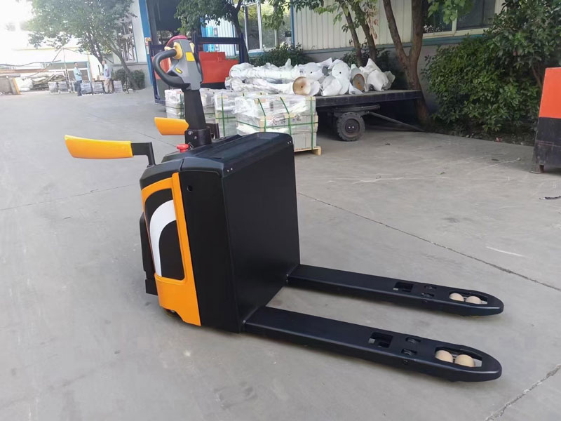 電動(dòng)叉車，對(duì)未來的投資