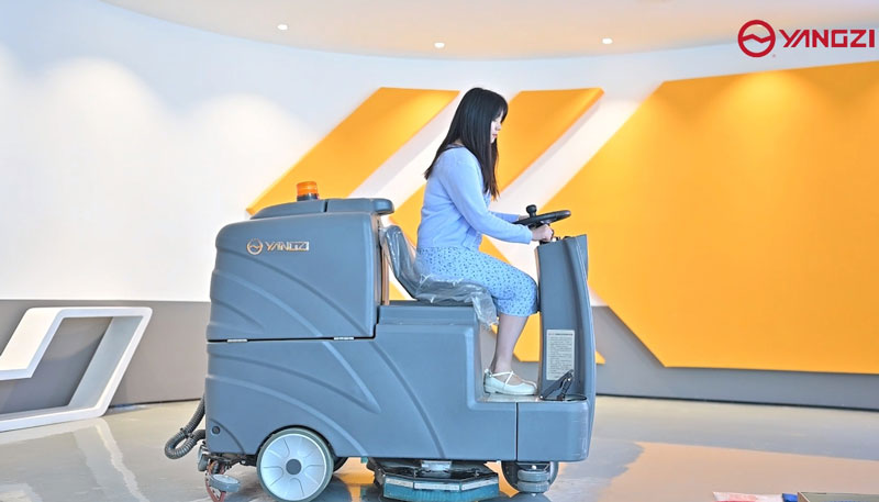 車(chē)庫(kù)洗地機(jī)越洗越臟怎么辦 車(chē)庫(kù)洗地機(jī)越洗越臟怎么辦